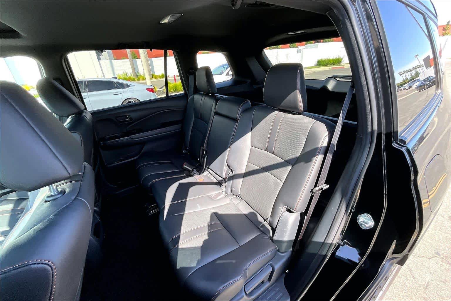 Used 2023 Honda Passport TrailSport image 19