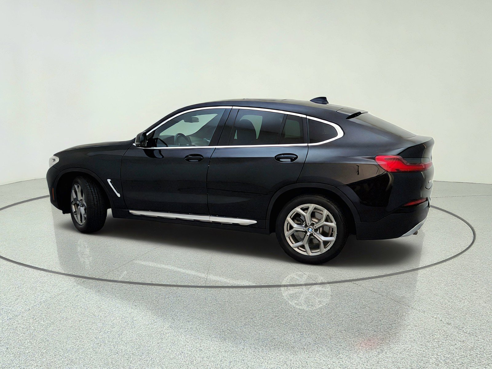 Used 2020 BMW X4 xDrive30i w/ Premium Package AWD/4WD image 9
