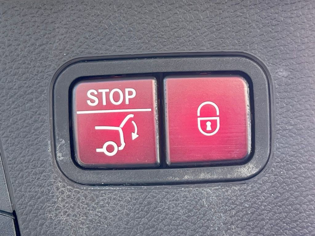 Certified 2022 Mercedes-Benz GLC 300 4MATIC image 45