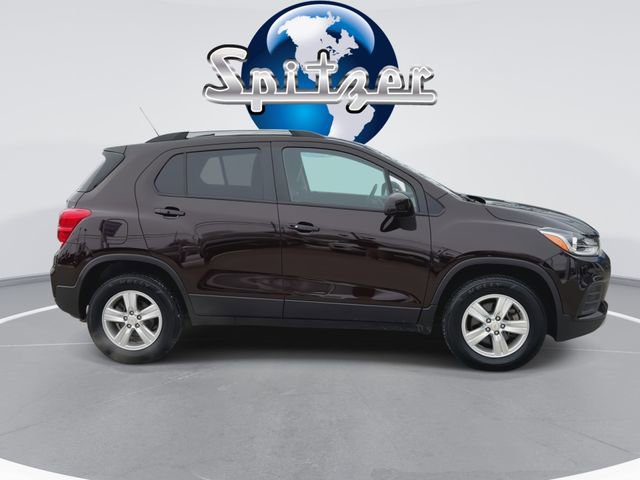 Certified 2022 Chevrolet Trax LT w/ LT Convenience Package image 10
