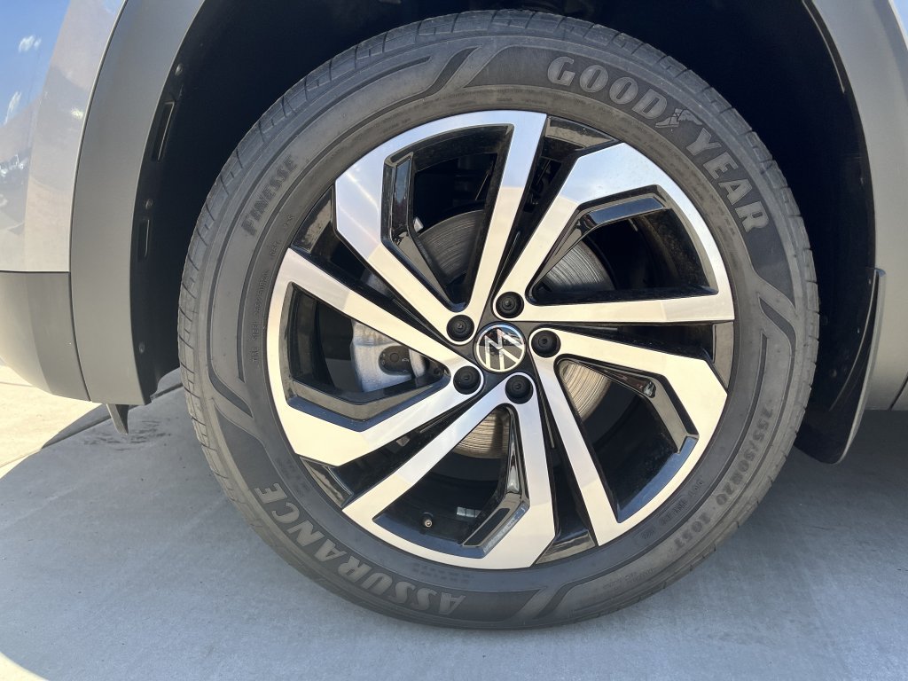 Used 2023 Volkswagen Atlas SEL AWD/4WD image 10