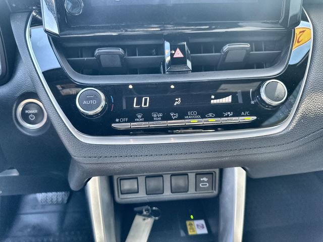 Used 2023 Toyota Corolla Cross SE image 27