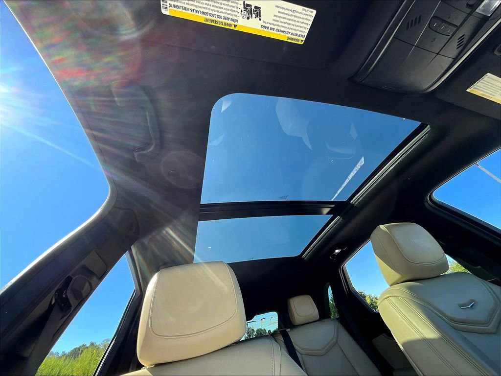 Used 2017 Cadillac XT5 Luxury w/ Driver Awareness Package image 20