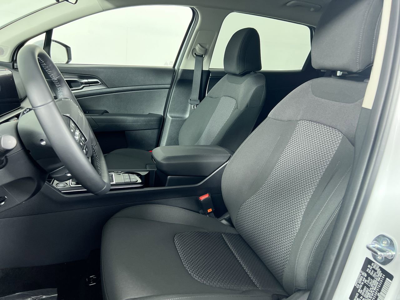 New 2026 Kia Sportage LX image 14