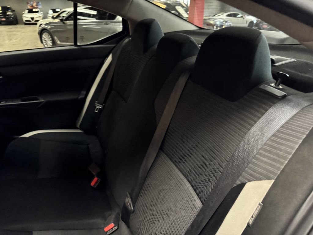 Used 2021 Nissan Versa SV image 53