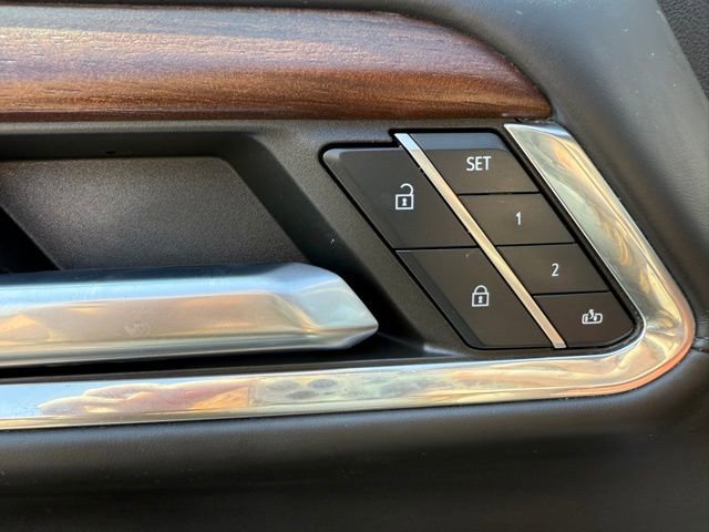Used 2024 GMC Sierra 2500 Denali Ultimate image 11