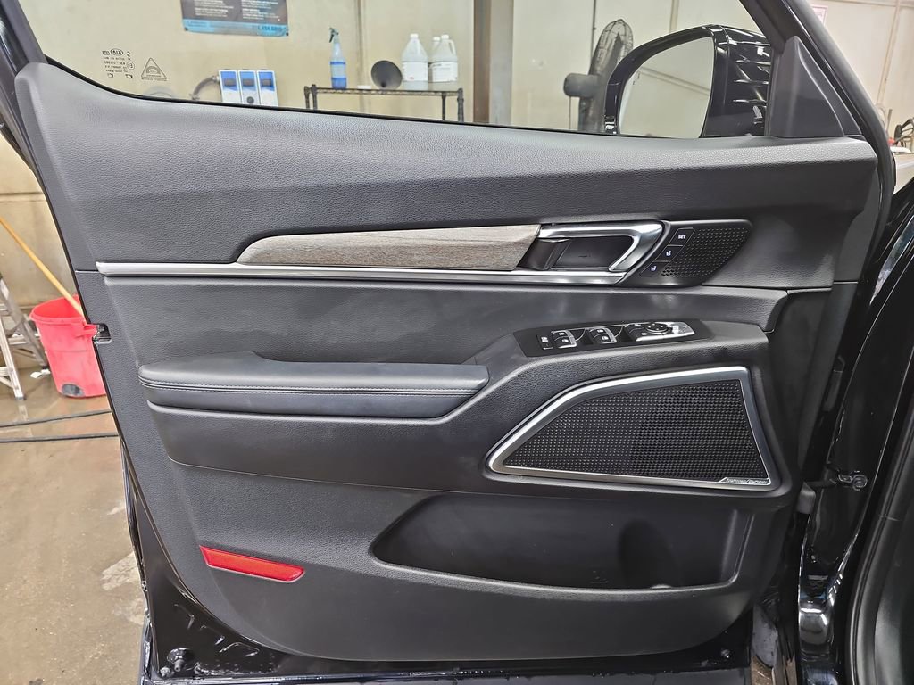 Used 2021 Kia Telluride SX image 27