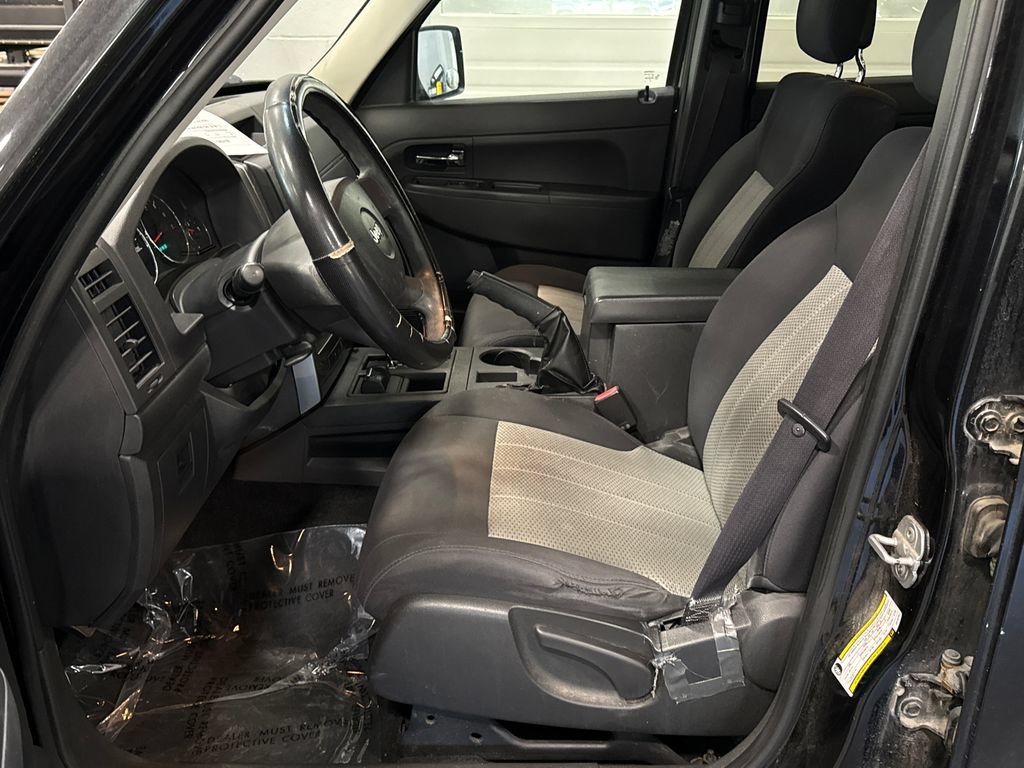 Used 2010 Jeep Liberty Sport w/ Popular Equipment Group AWD/4WD image 7