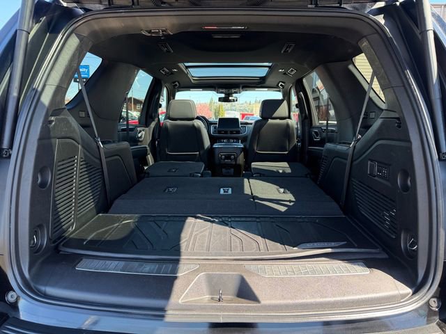Used 2022 Chevrolet Tahoe RST w/ Sport Performance Package image 36
