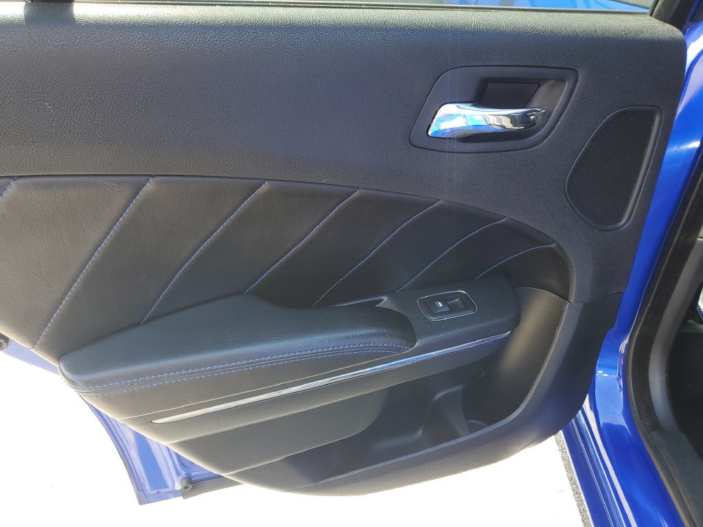 Used 2013 Dodge Charger R/T RWD image 11
