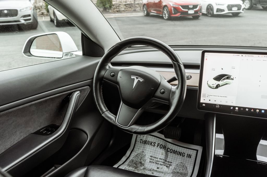 Used 2018 Tesla Model 3 Long Range image 12