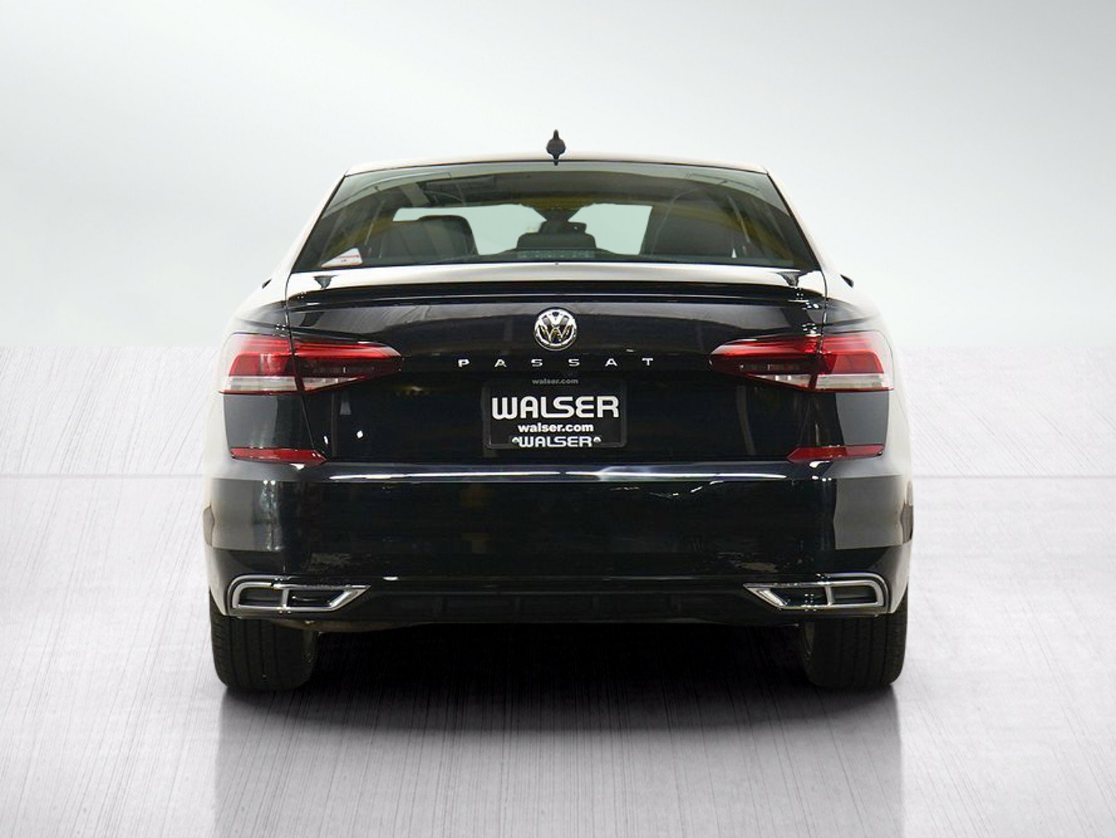 Used 2022 Volkswagen Passat 2.0T R-Line FWD image 4