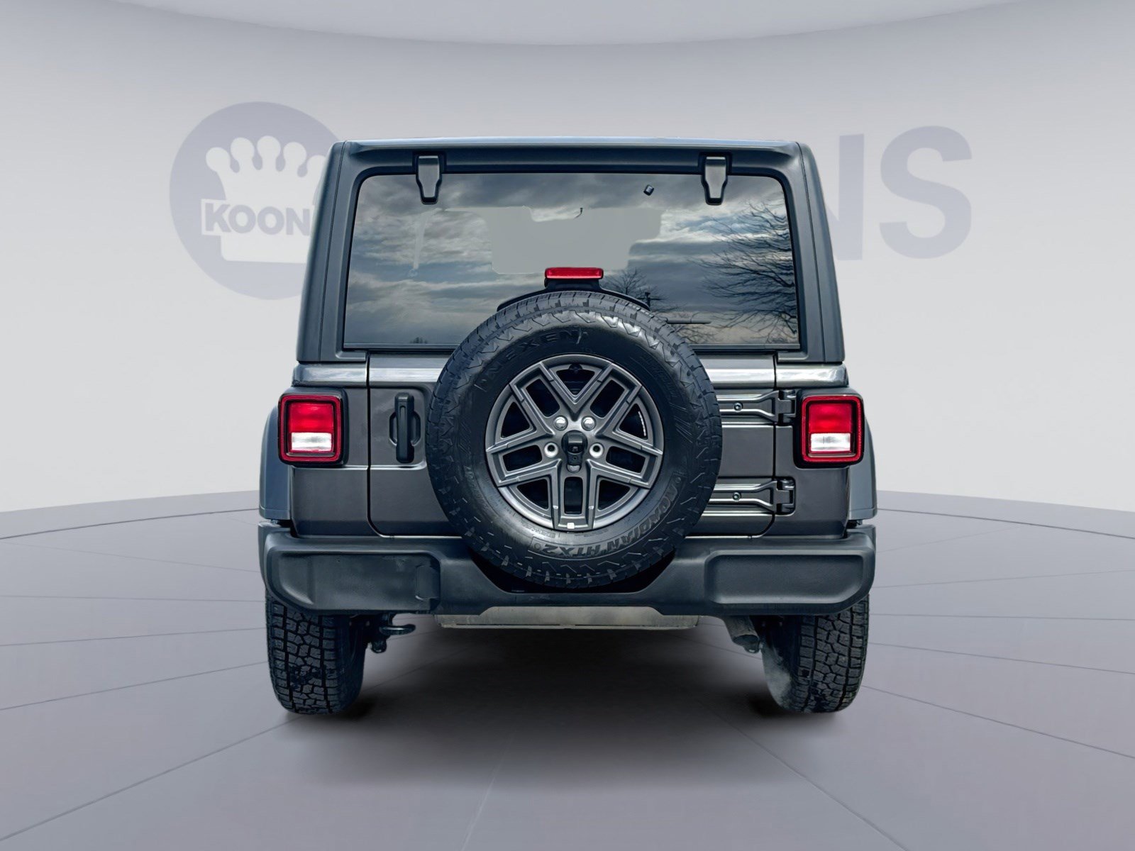 Used 2024 Jeep Wrangler Sport S image 5