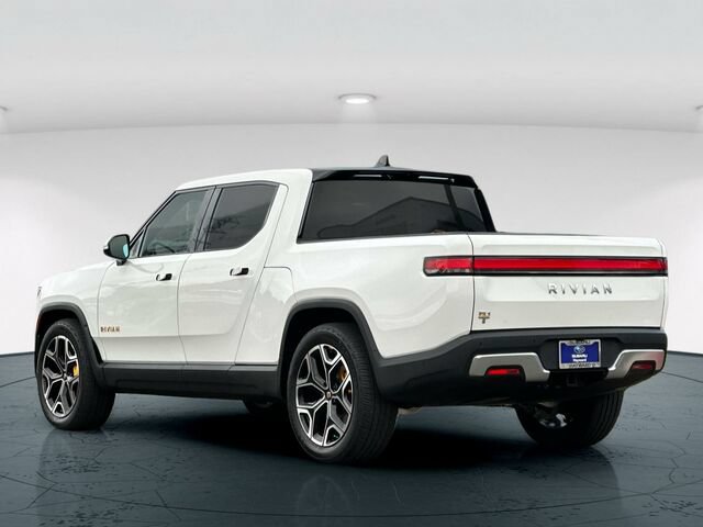 Used 2022 Rivian R1T Adventure AWD/4WD image 4