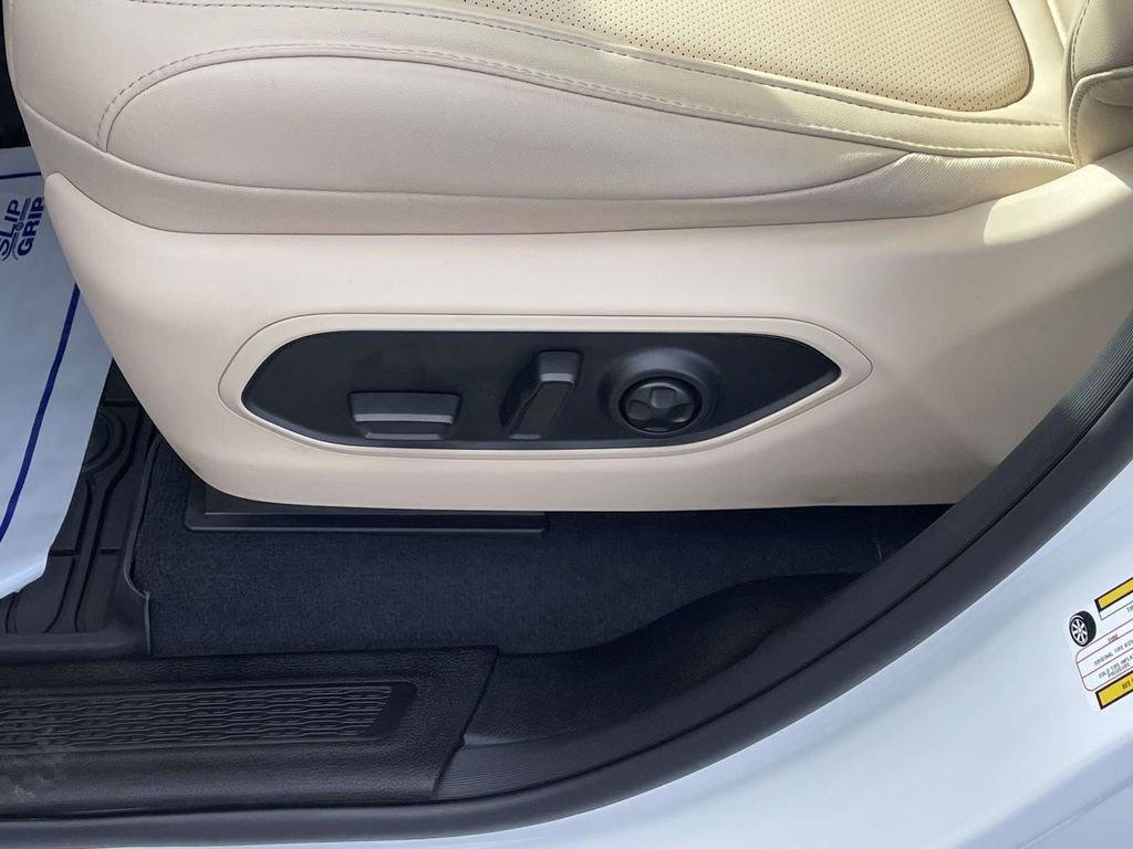 New 2026 Jeep Grand Cherokee Limited w/ Luxury Tech Group II image 26