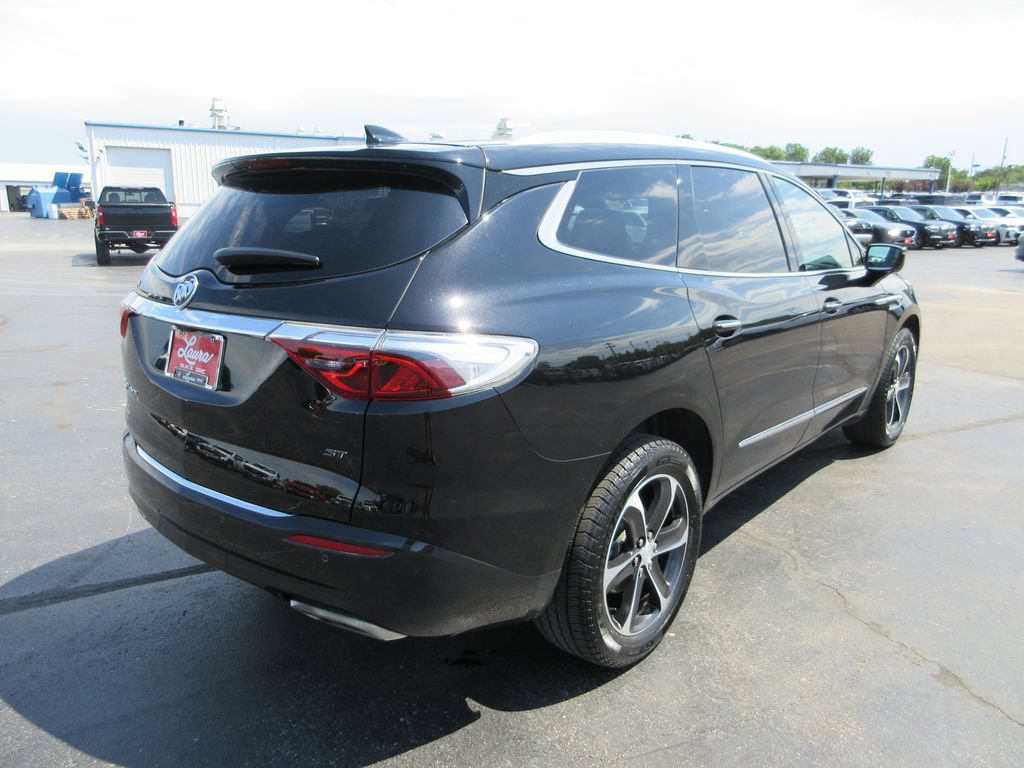Certified 2022 Buick Enclave Essence w/ Experience Buick Package AWD/4WD image 5