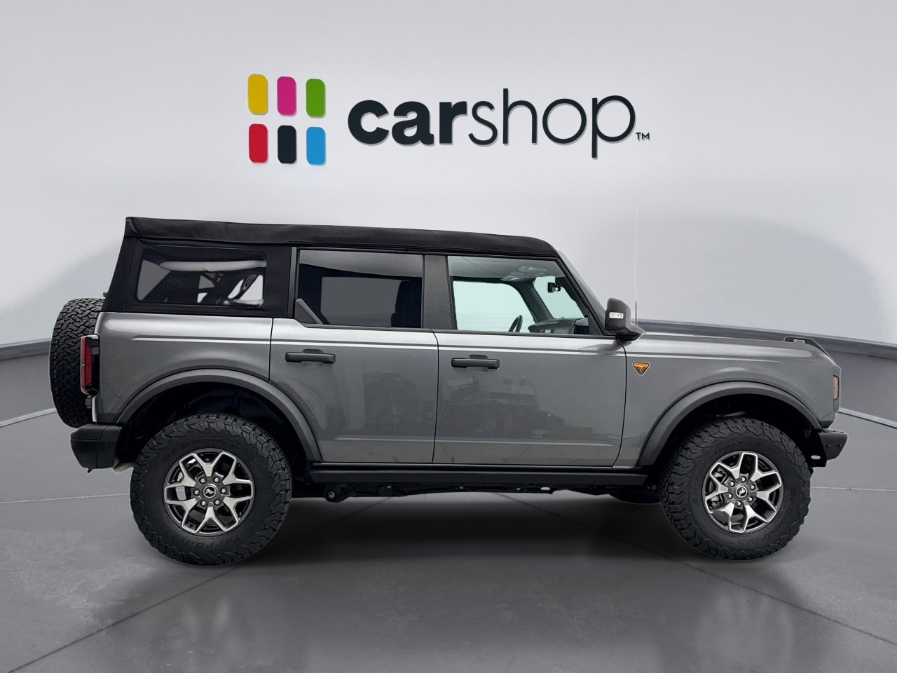 Used 2024 Ford Bronco Badlands image 6