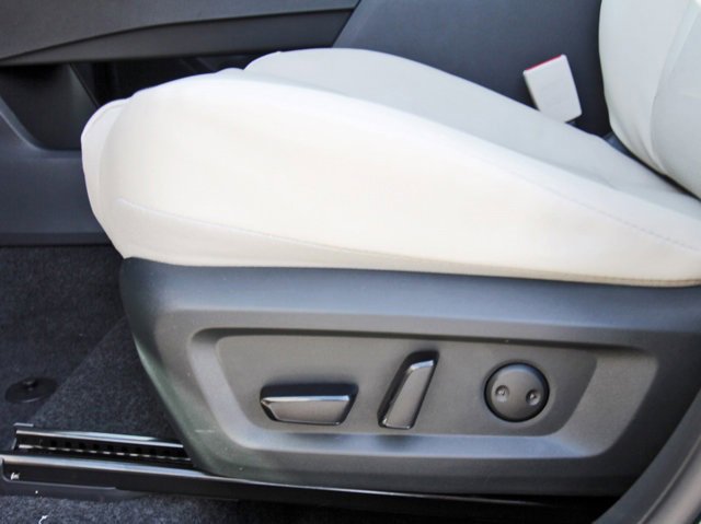 New 2026 Nissan Rogue SV image 12