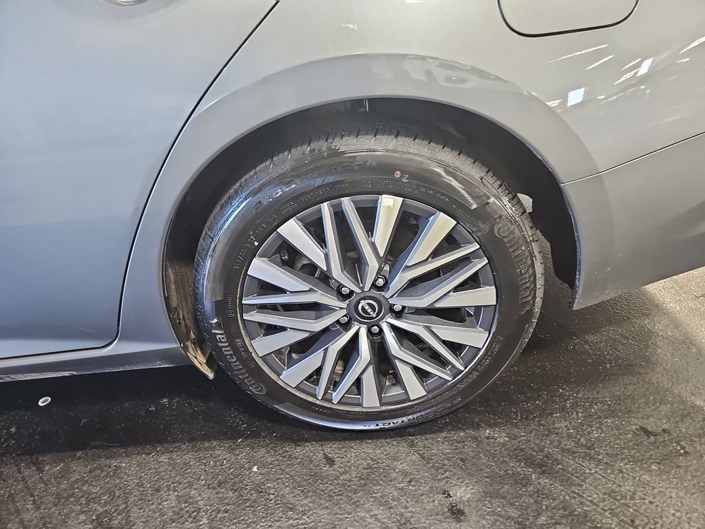 Certified 2025 Nissan Altima 2.5 SV FWD image 32
