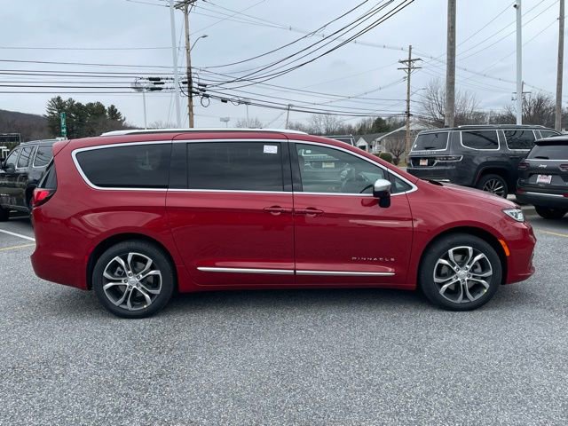 New 2026 Chrysler Pacifica Pinnacle AWD/4WD image 8
