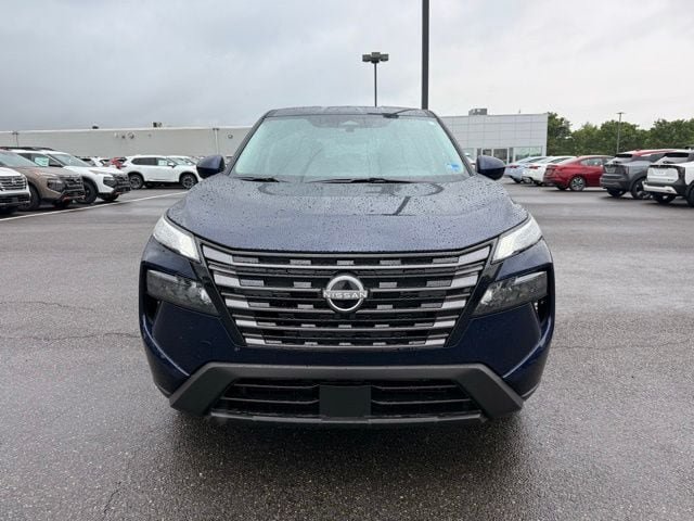 New 2026 Nissan Rogue SV AWD/4WD image 3