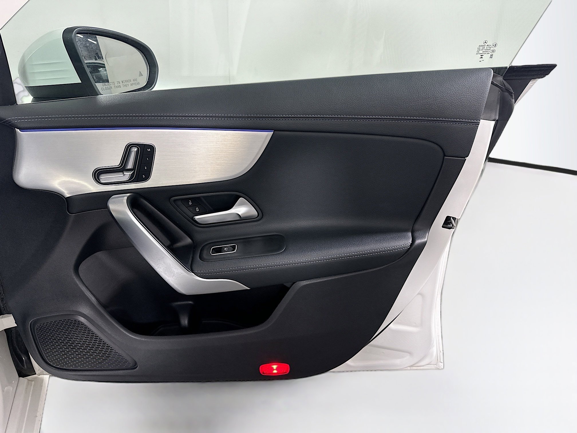 Used 2025 Mercedes-Benz CLA 250 image 30
