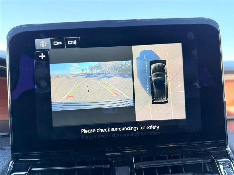 Used 2018 Lincoln Navigator Reserve w/ Technology Package image 16