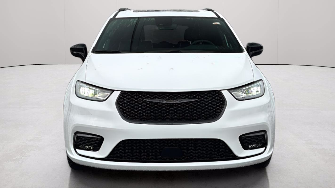 New 2026 Chrysler Pacifica Limited w/ S Appearance Package FWD image 12