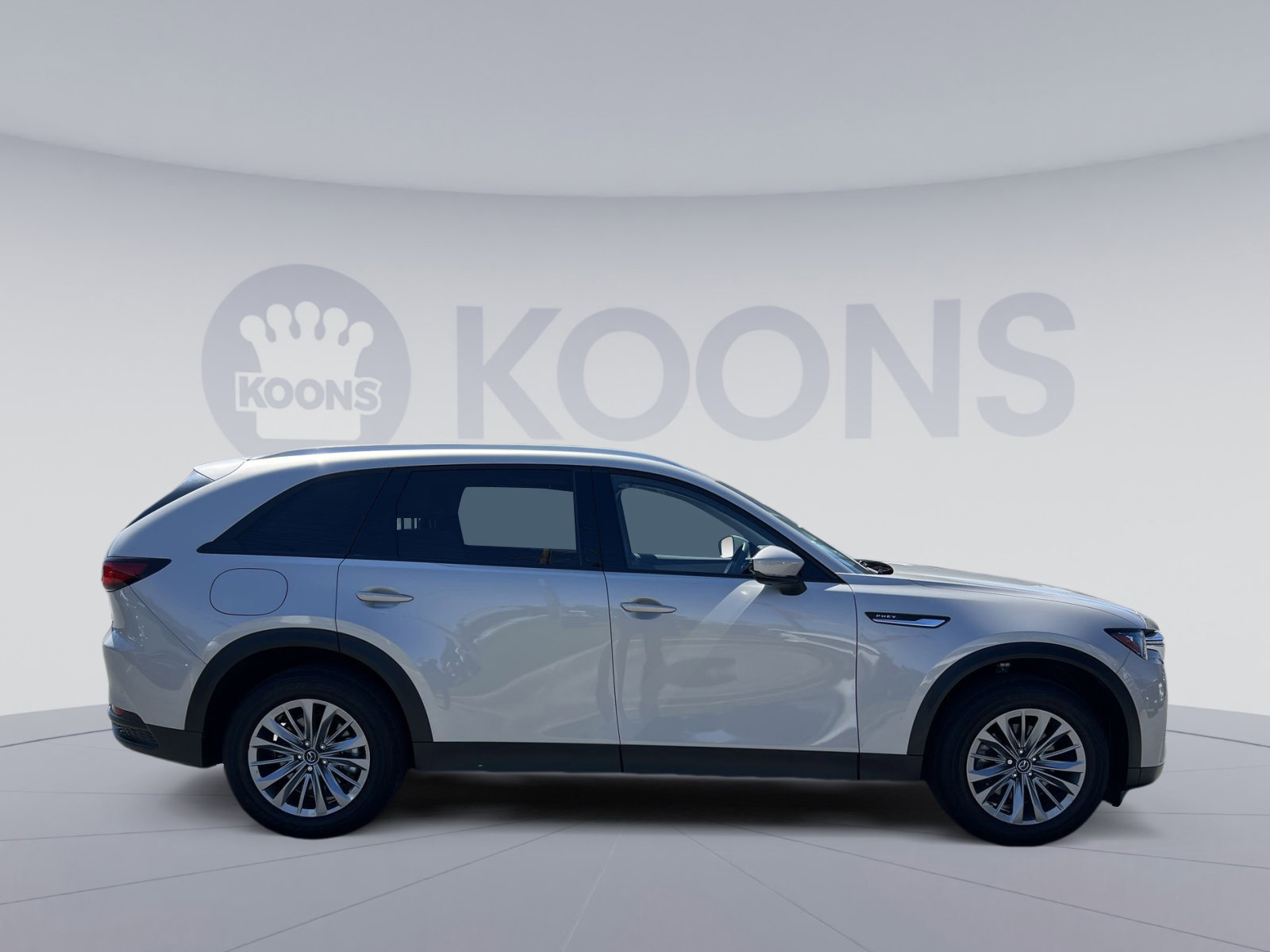 Used 2025 MAZDA CX-90 Plug-In Hybrid w/ Preferred image 8