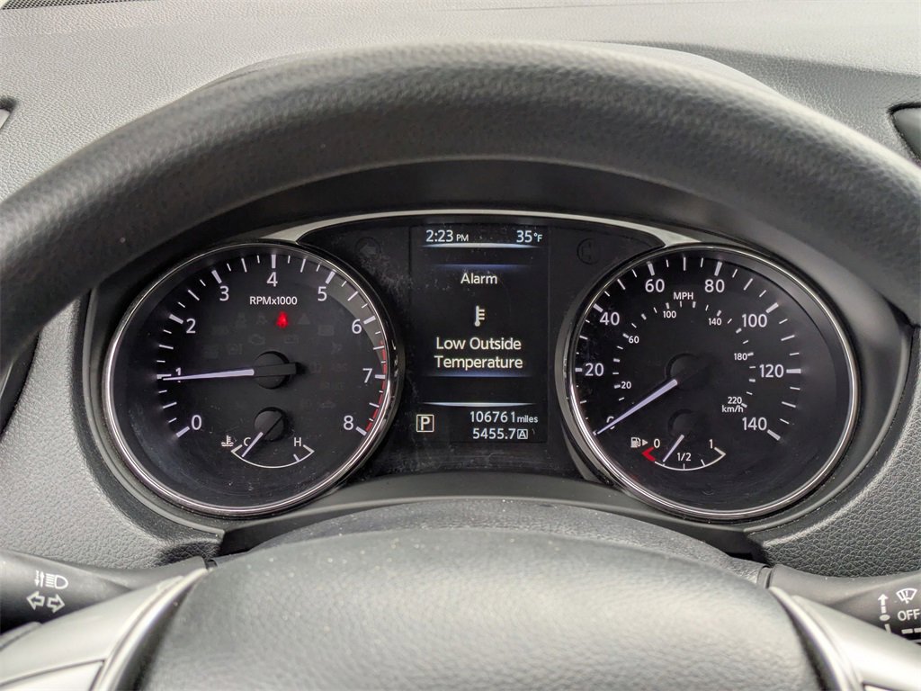 Used 2015 Nissan Rogue S image 26