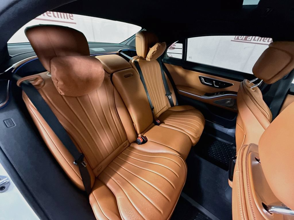 Used 2022 Mercedes-Benz S 500 4MATIC image 32
