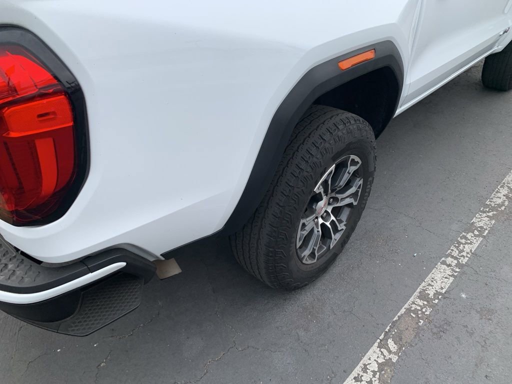 Used 2023 GMC Canyon AT4 image 9