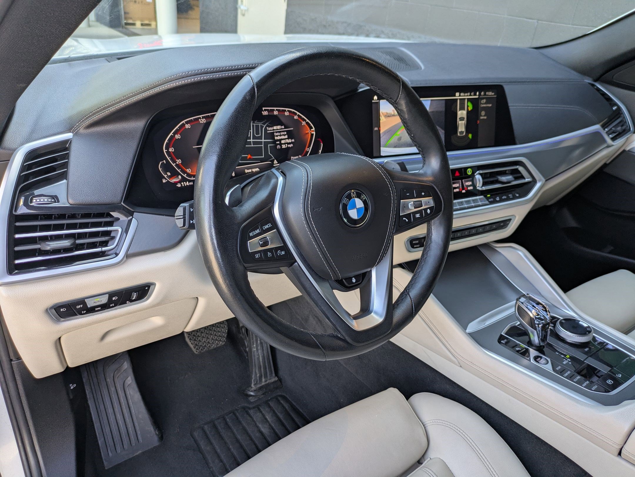 Used 2021 BMW X6 xDrive40i w/ Executive Package 2 AWD/4WD image 11