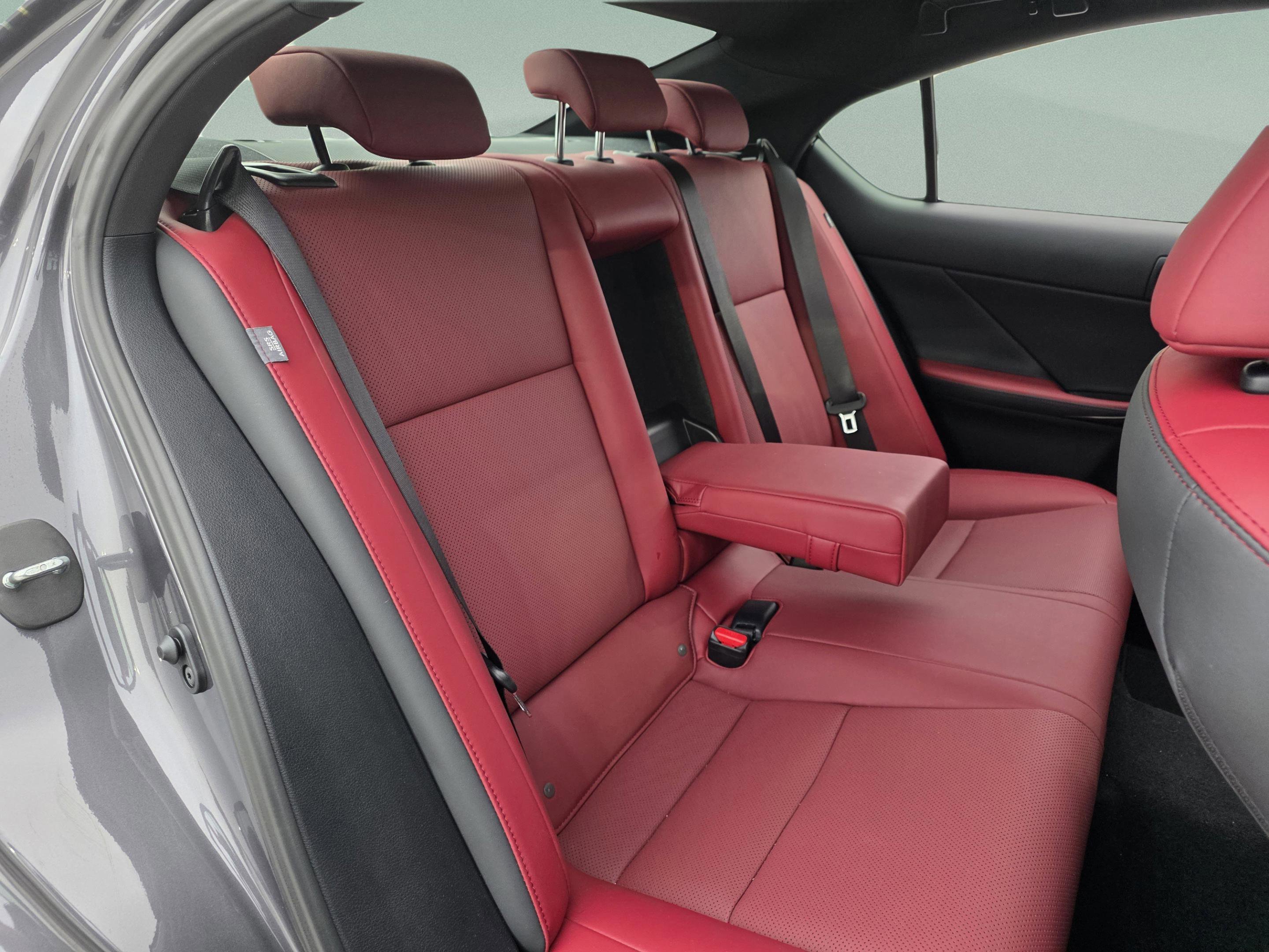 Certified 2021 Lexus IS 300 w/ Comfort Package image 24