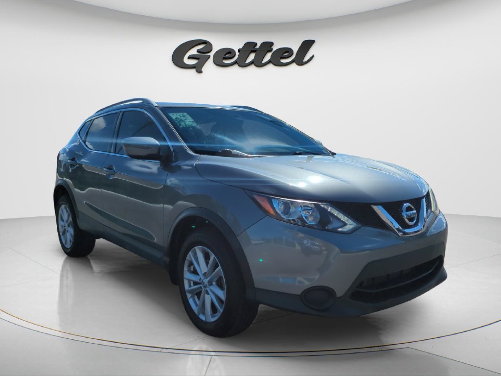 Used 2018 Nissan Rogue Sport SV FWD image 3