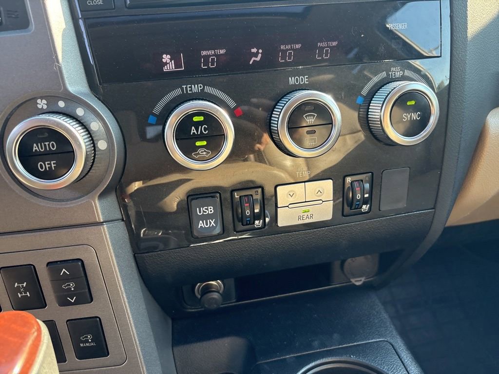 Used 2012 Toyota Sequoia Platinum AWD/4WD image 18