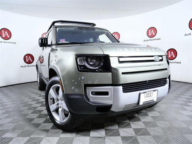 Used 2022 Land Rover Defender 110 SE image 2