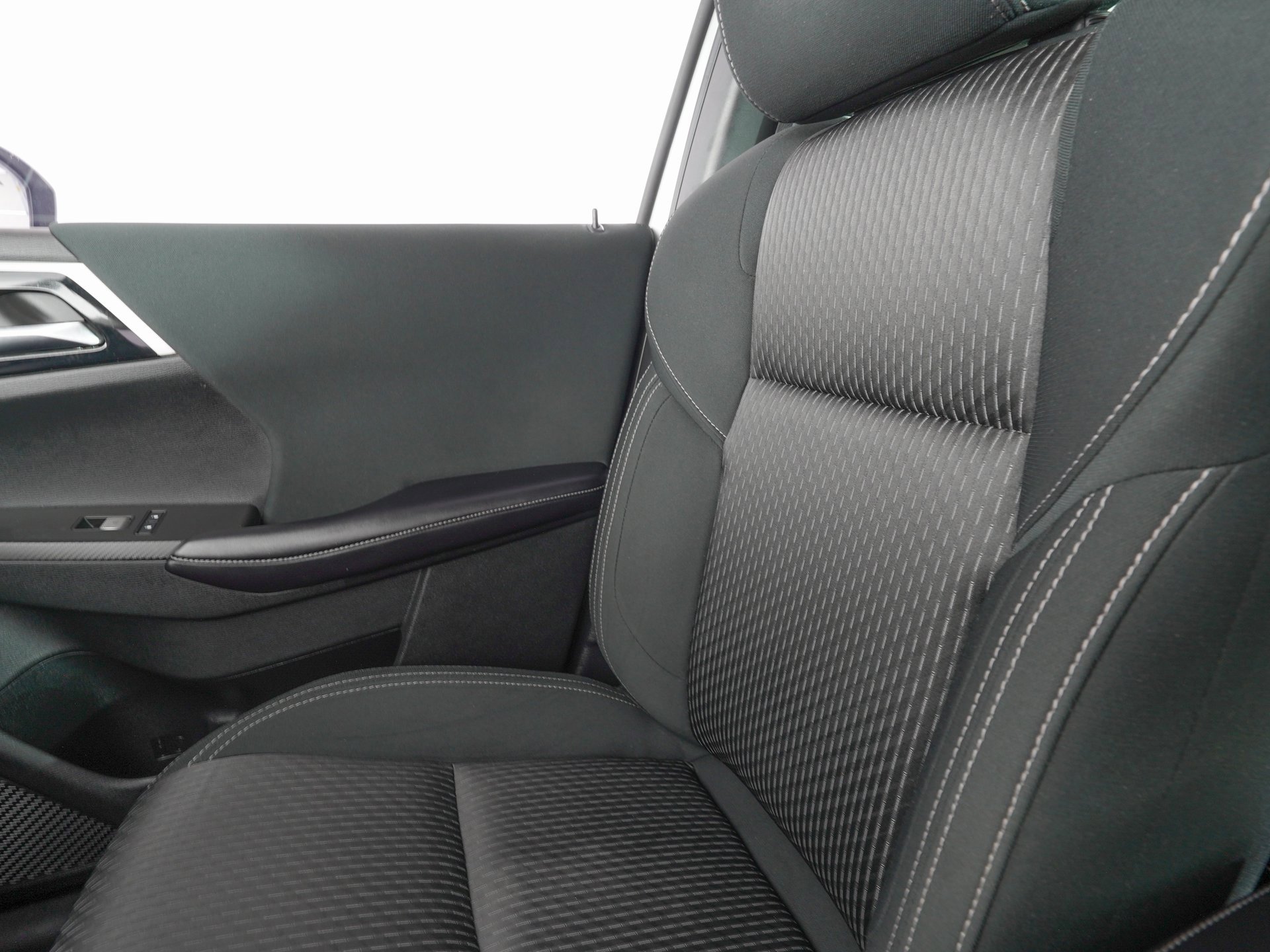 Used 2022 Mitsubishi Outlander ES image 25