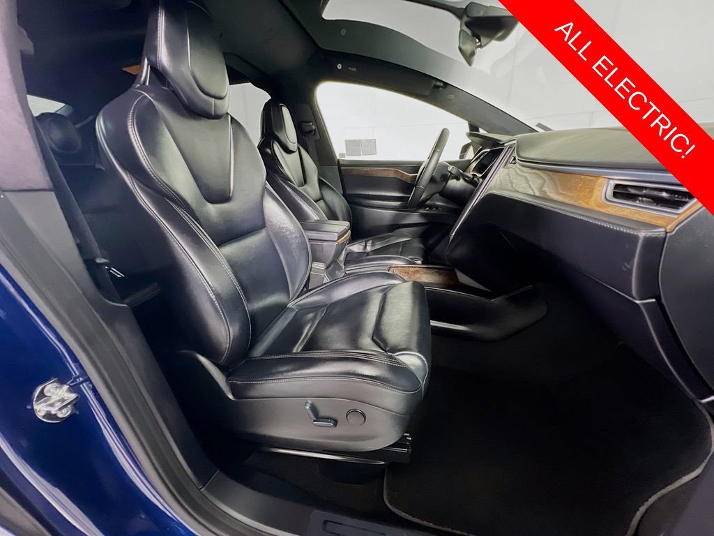 Used 2018 Tesla Model X 75D AWD/4WD image 29