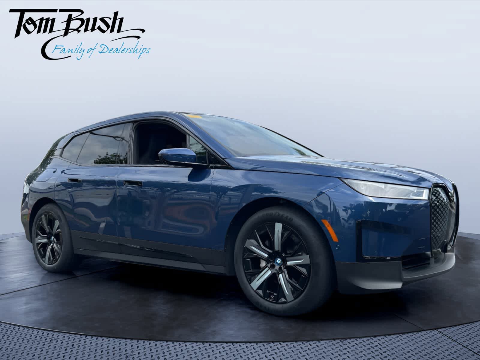Certified 2023 BMW iX xDrive50 w/ Premium Package image 1