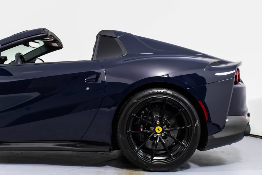 Certified 2023 Ferrari 812 GTS RWD image 27