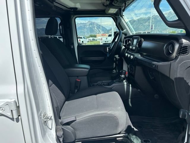 Used 2018 Jeep Wrangler Unlimited Sport AWD/4WD image 31