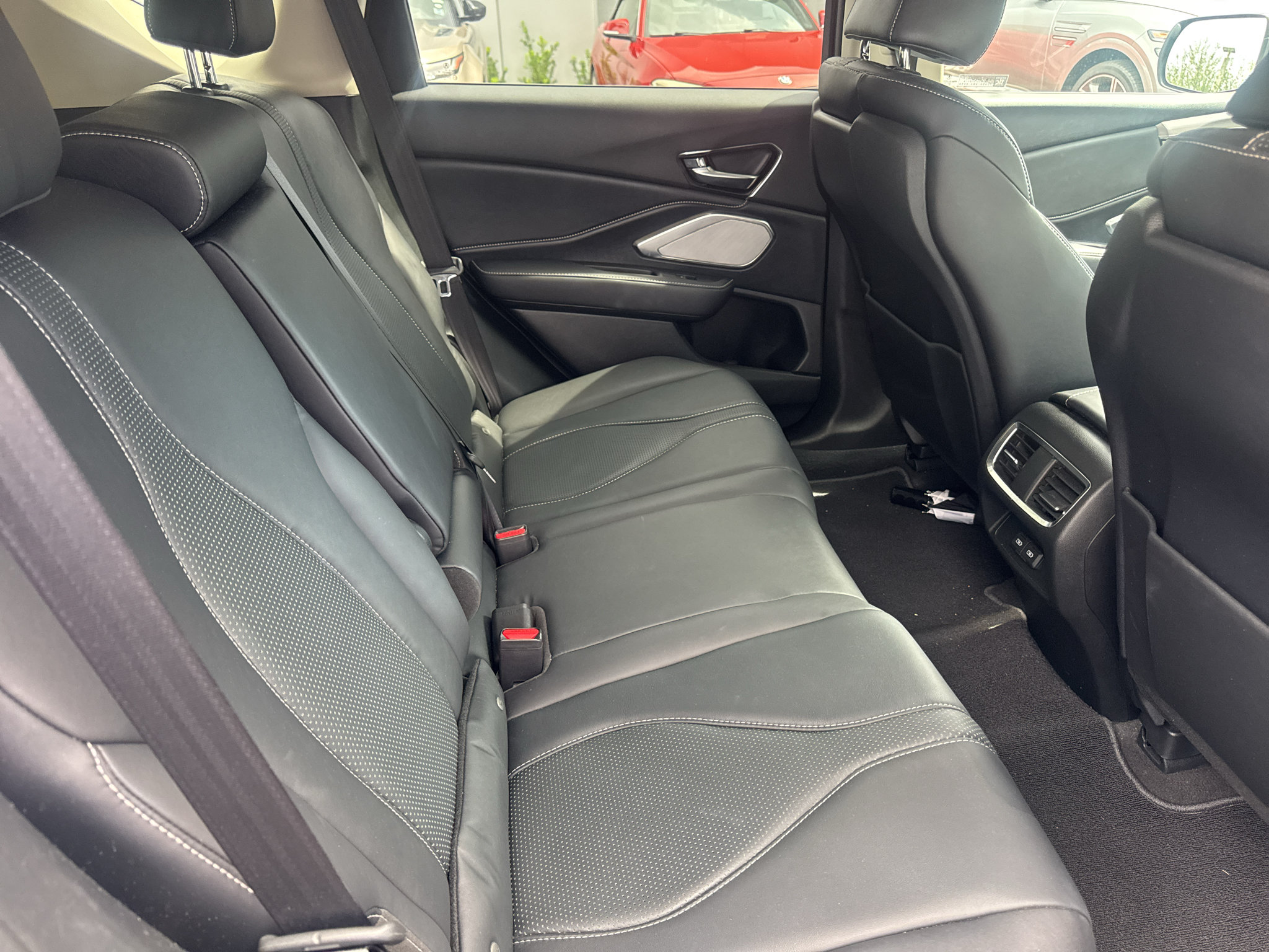 Used 2019 Acura RDX w/ Technology Package FWD image 18