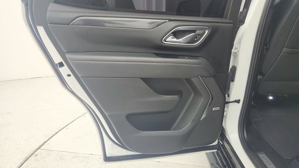 Used 2023 Chevrolet Tahoe RST w/ Luxury Package RWD image 21