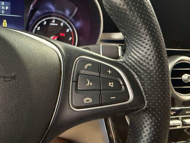 Used 2017 Mercedes-Benz GLC 300 4MATIC image 23
