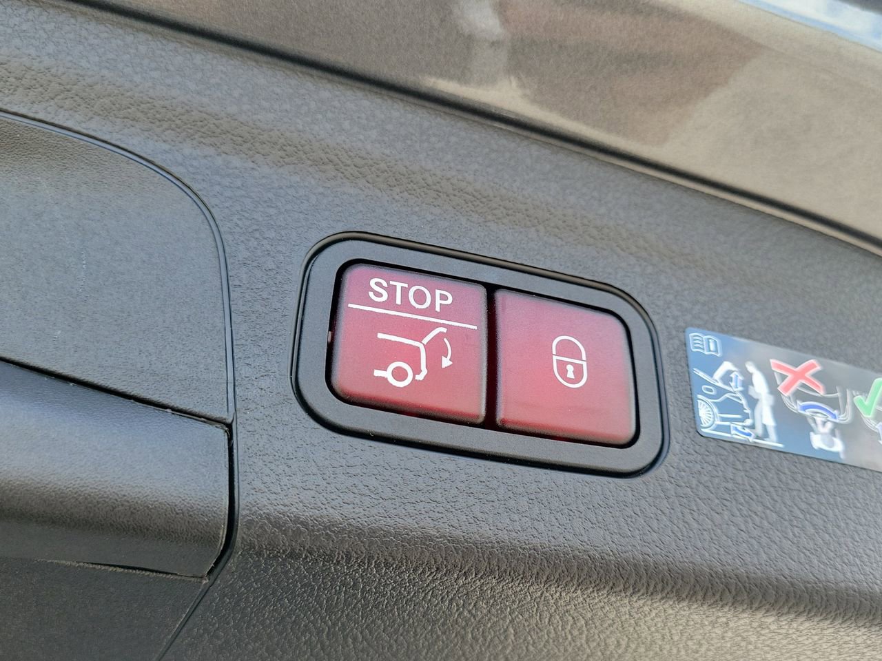 New 2026 Mercedes-Benz GLE 350 4MATIC image 9