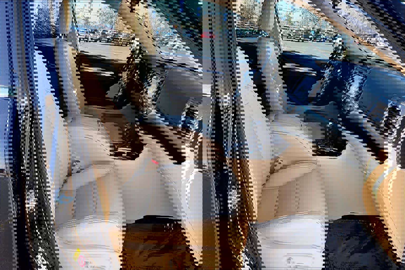 Used 2017 Toyota Highlander XLE image 8