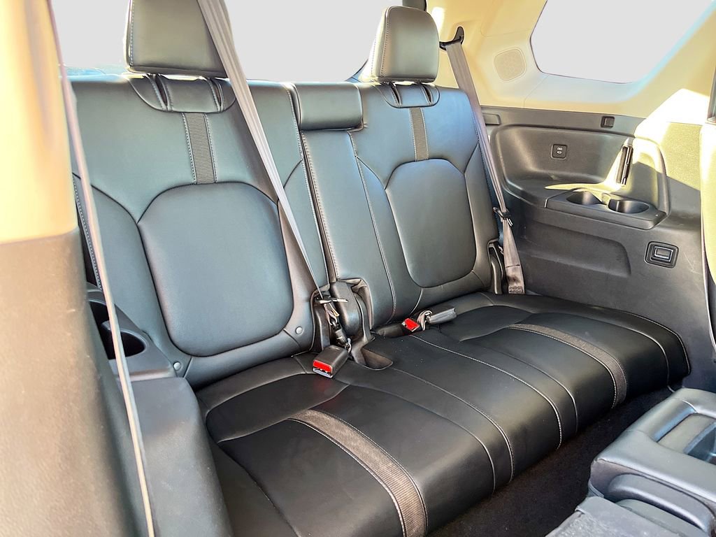 Used 2024 Honda Pilot Touring image 29