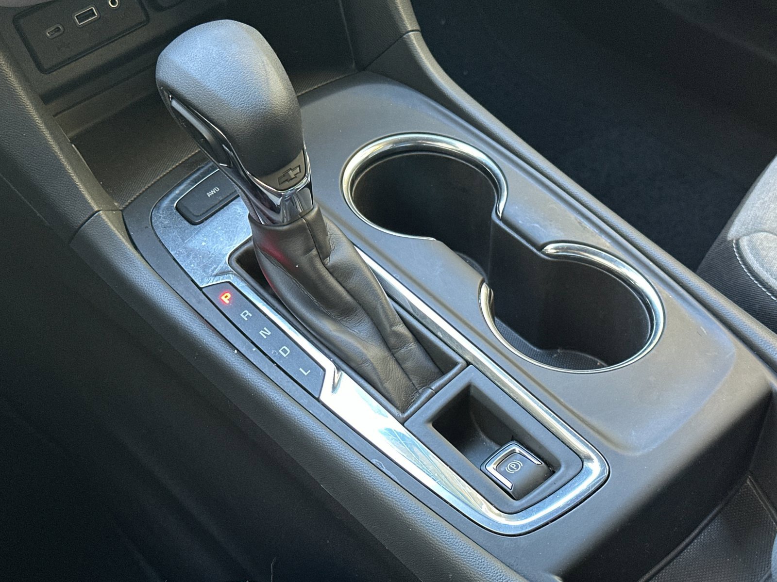 Used 2023 Chevrolet Equinox LT image 24