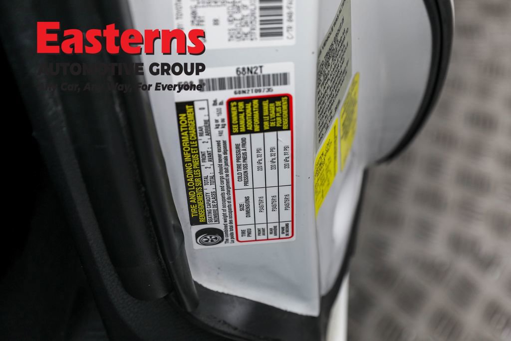 Used 2020 Toyota Tacoma SR image 33